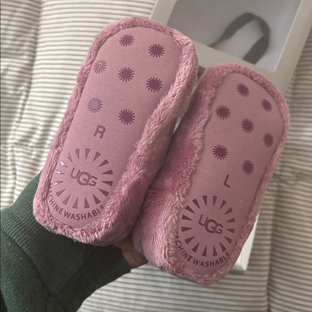 UGG Pink Baby Booties - Picture 5 of 5